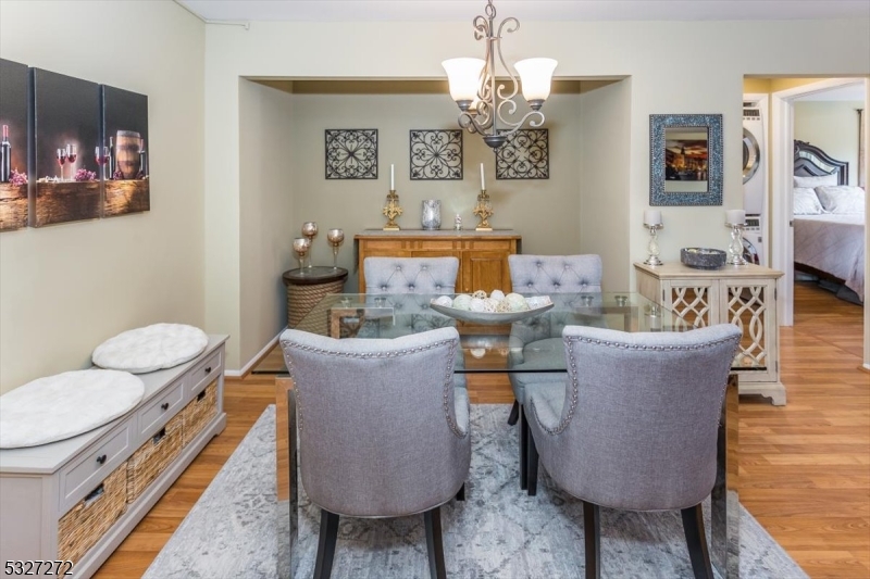 South Green I Condos - Residential