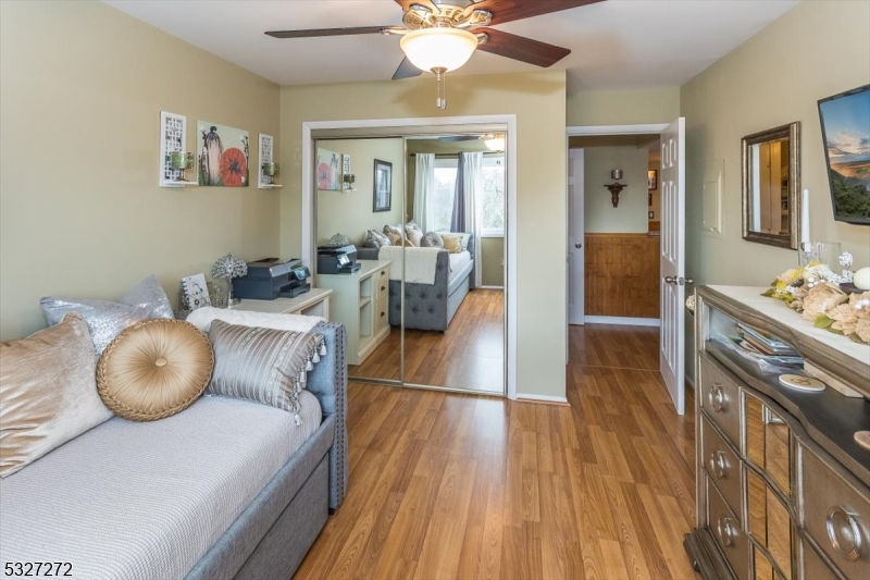 South Green I Condos - Residential