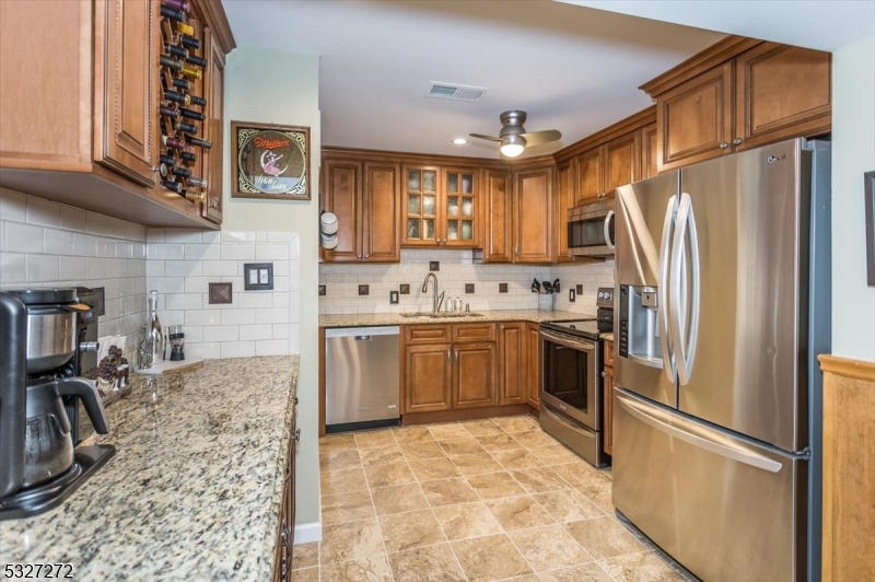 South Green I Condos - Residential