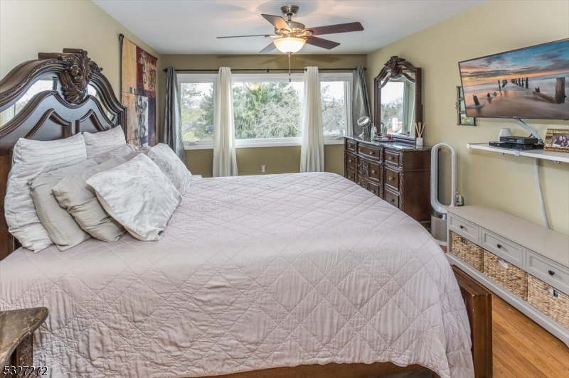 South Green I Condos - Residential