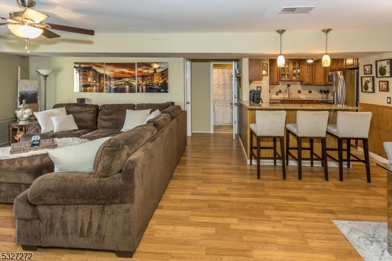 South Green I Condos - Residential