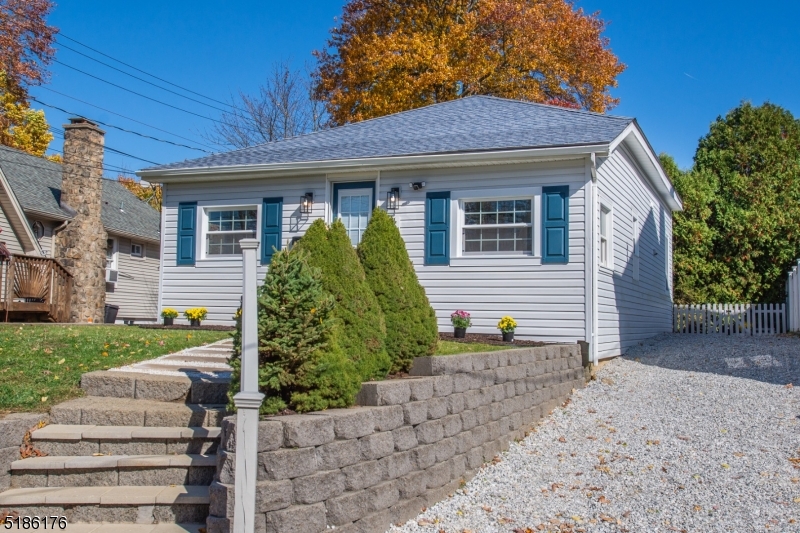 BUDD LAKE - Residential