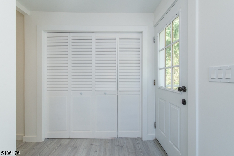 BUDD LAKE - Residential