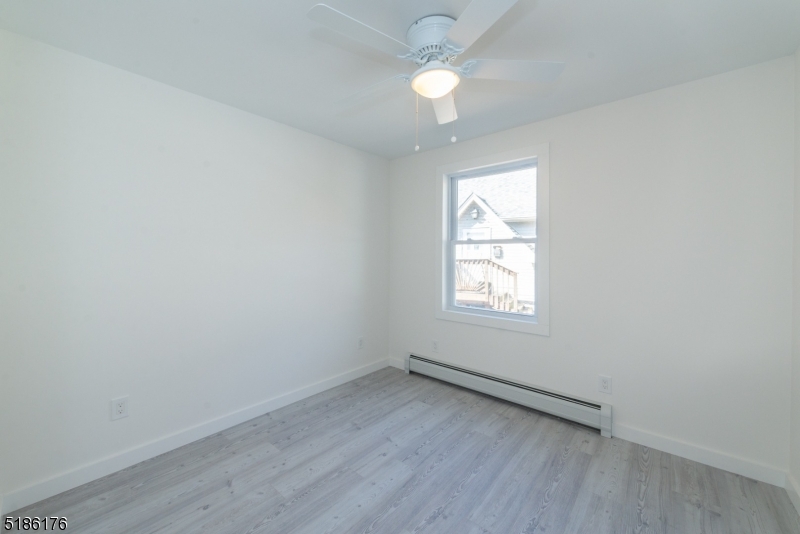 BUDD LAKE - Residential