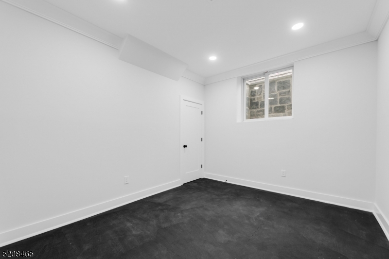 Rolling Hill - Residential