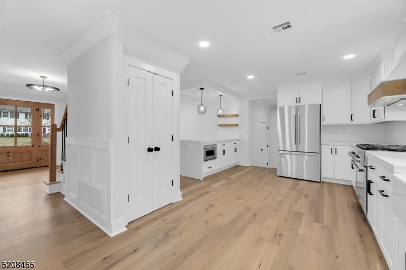 Rolling Hill - Residential