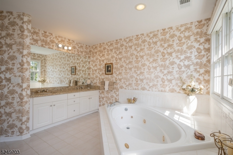 Bel Air - Residential