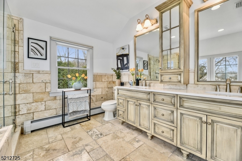 RESIDENTIAL - Residential