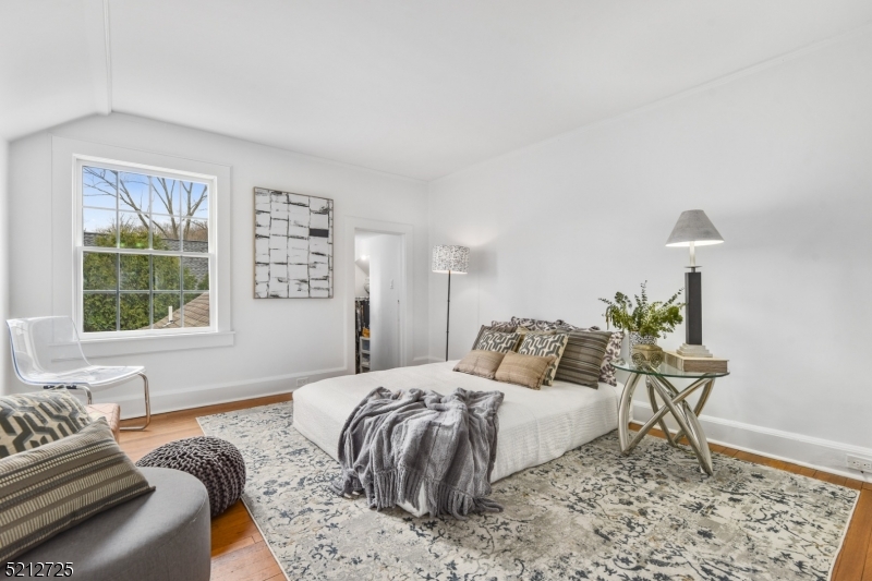 RESIDENTIAL - Residential