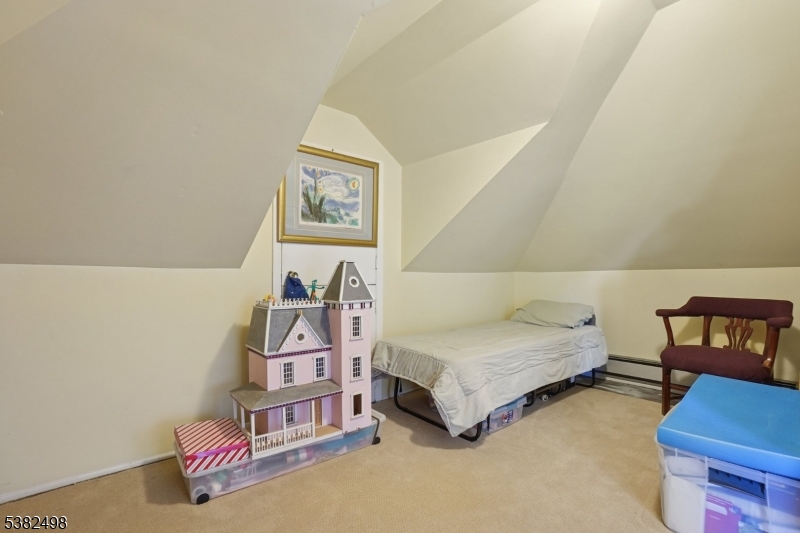 Tuxedo Park - Residential