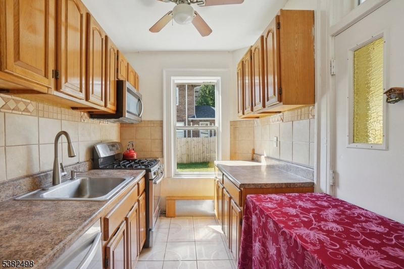 Tuxedo Park - Residential