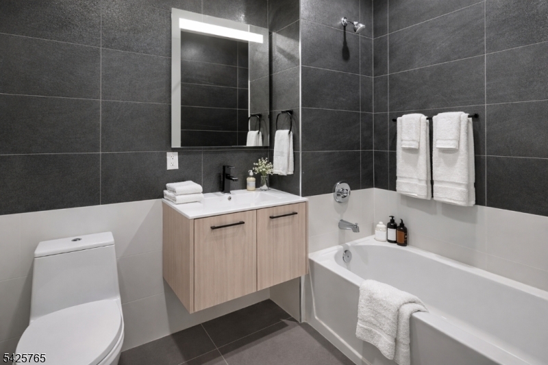 258 S Harrison St 1407 - Photo 2