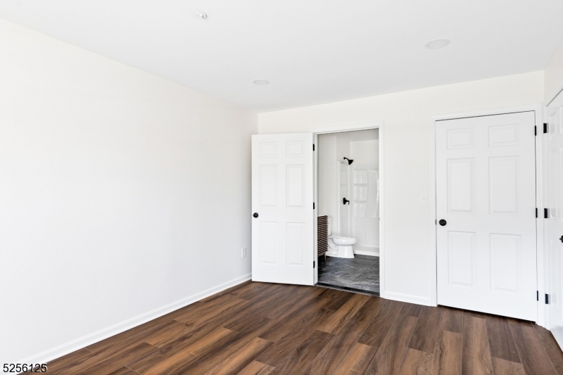 THE GLENS - Residential