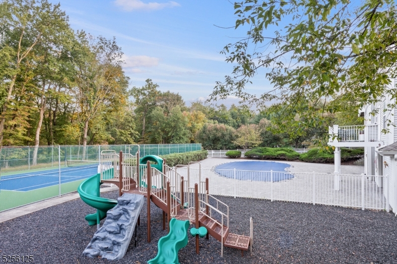 THE GLENS - Residential