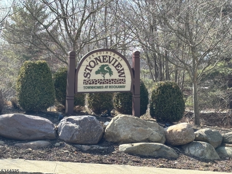 Stoneview - Residential