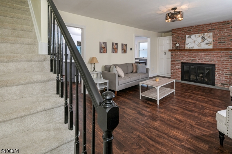 Cottage Hill - Residential