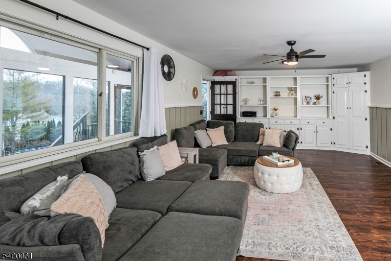 Cottage Hill - Residential