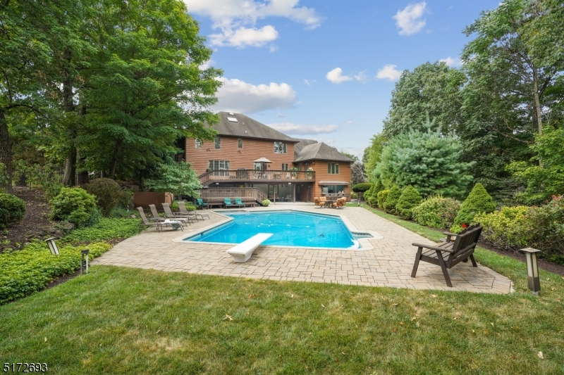 Mansions of Montville - Residential