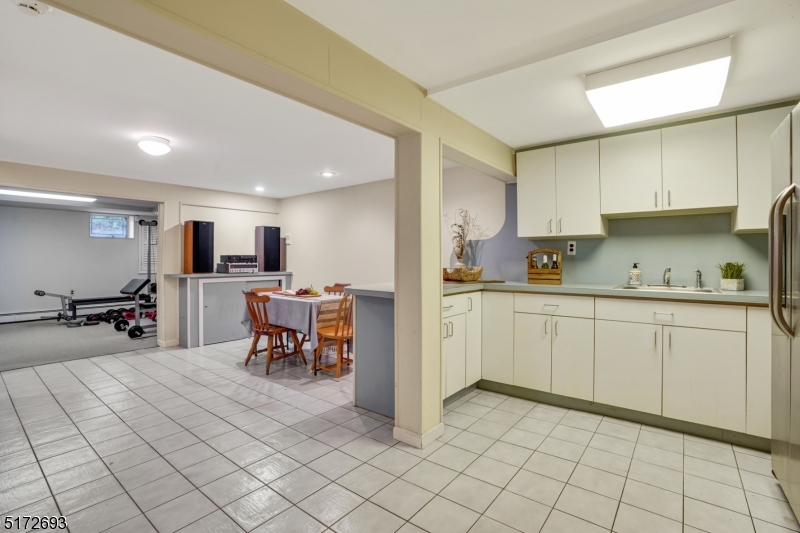 Mansions of Montville - Residential