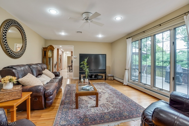 Mansions of Montville - Residential