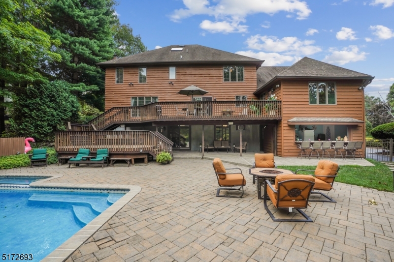 Mansions of Montville - Residential