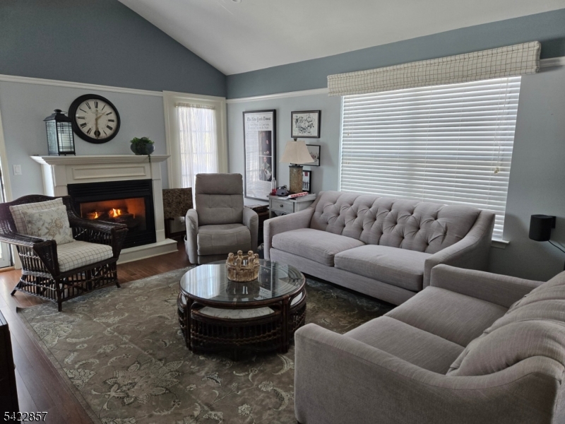 Lake Ridge - Residential