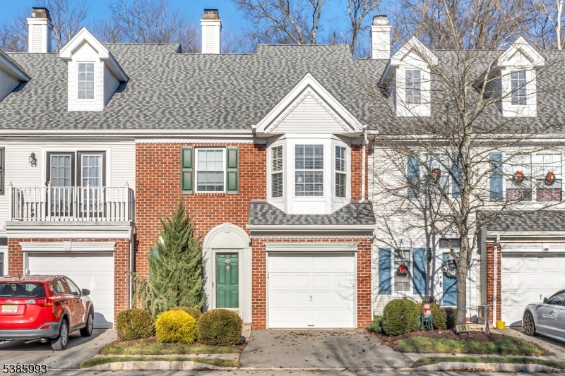 Jade Mountain - Residential Lease