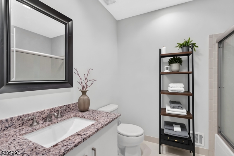 Jade Mountain - Residential Lease