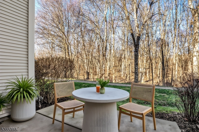 Jade Mountain - Residential Lease