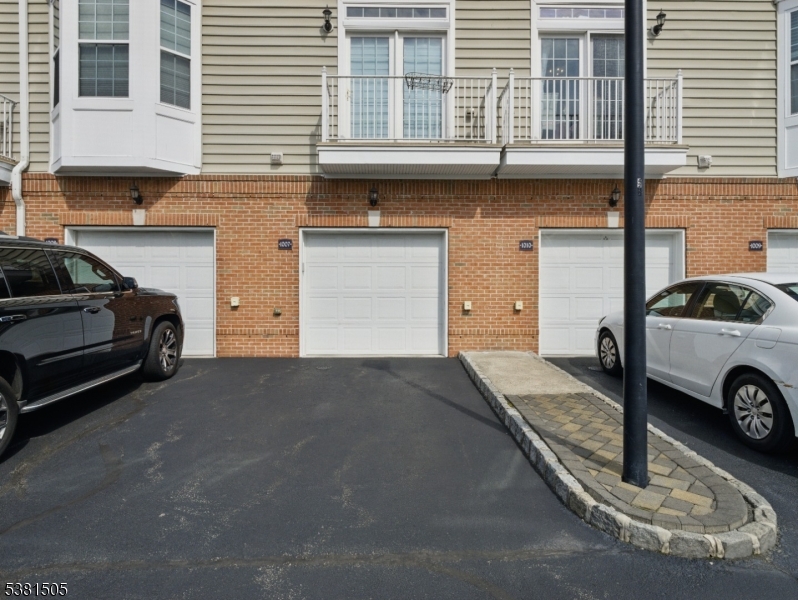 Essex Park - Residential