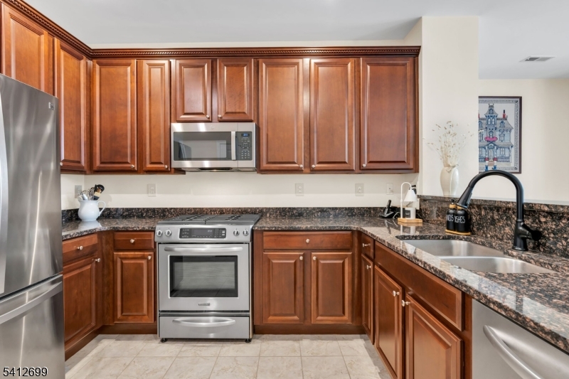 Signature Place in Garfield - Residential