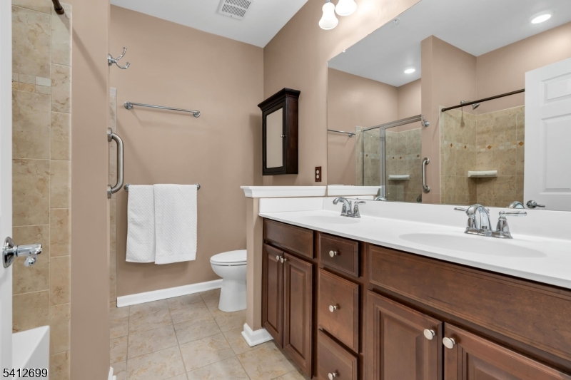 Signature Place in Garfield - Residential