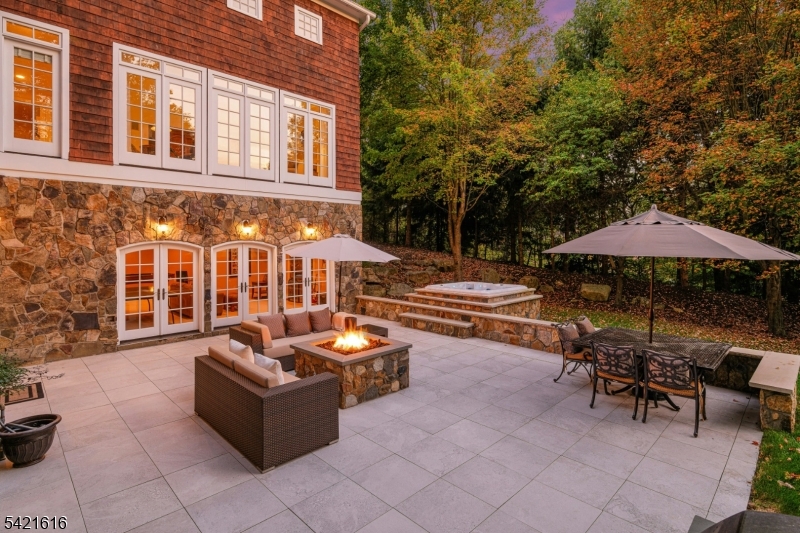 Hawk Hill - Residential