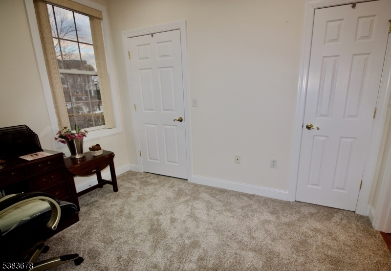 FOUR SEASONS AT BRIDGEWATER - Residential