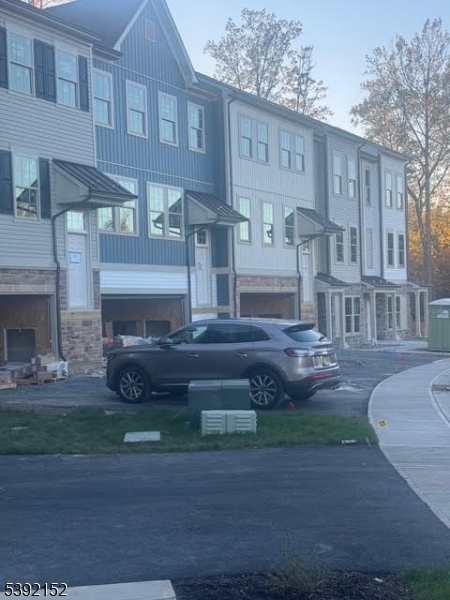 MASON RIDGE - Residential Lease