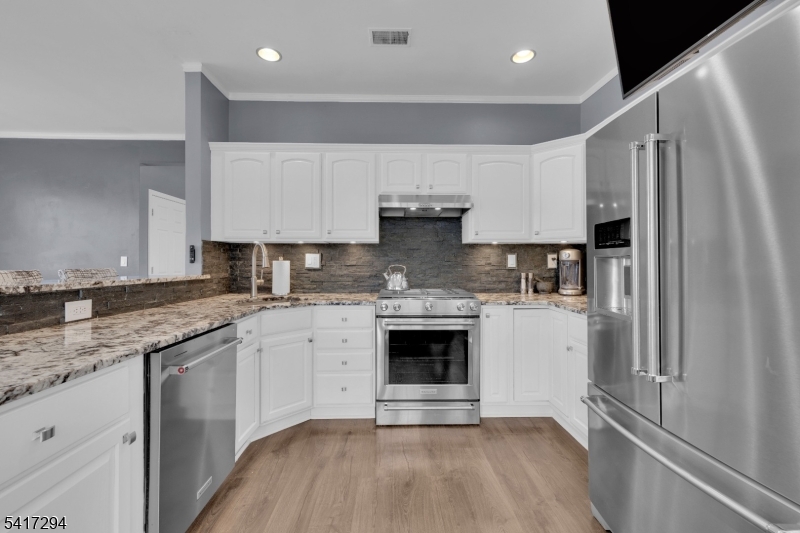 Brook Hollow - Residential