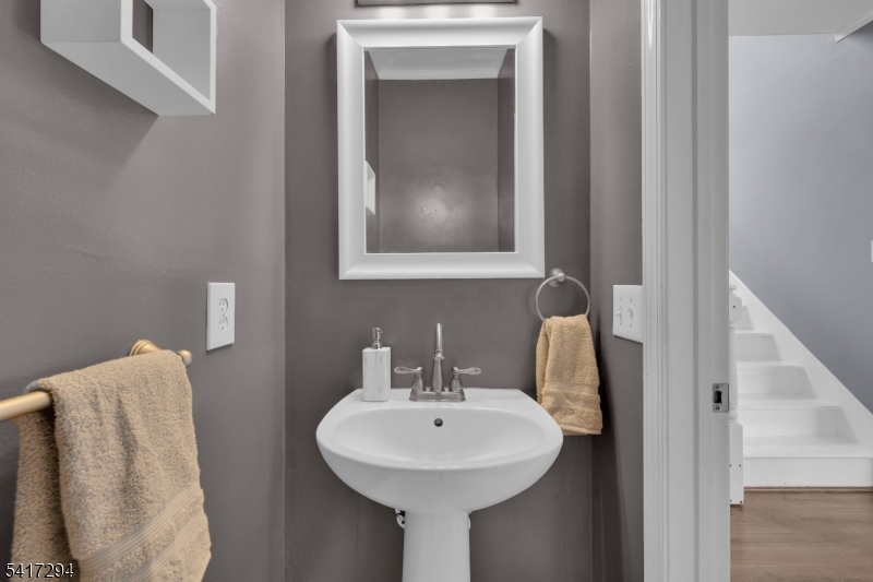 Brook Hollow - Residential