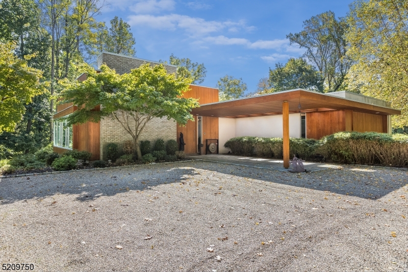 Llewellyn Park - Residential