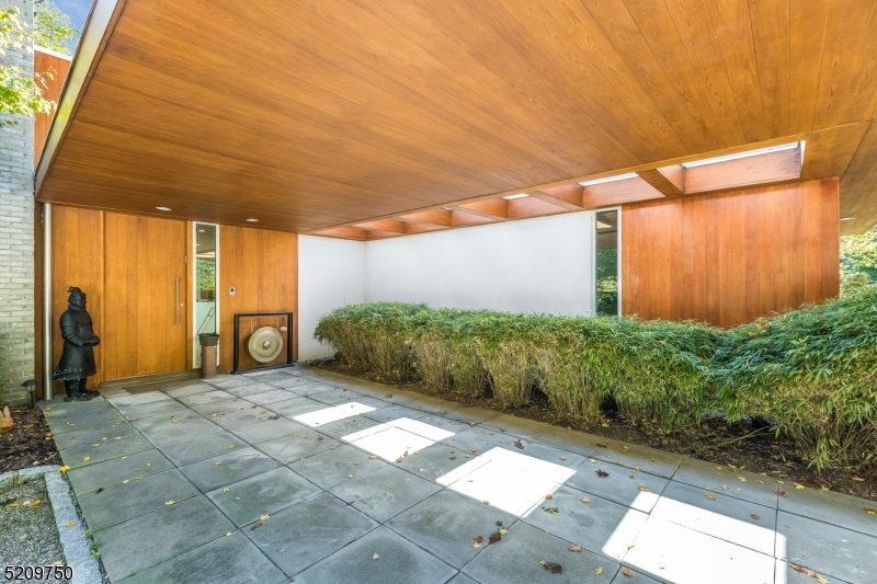 Llewellyn Park - Residential