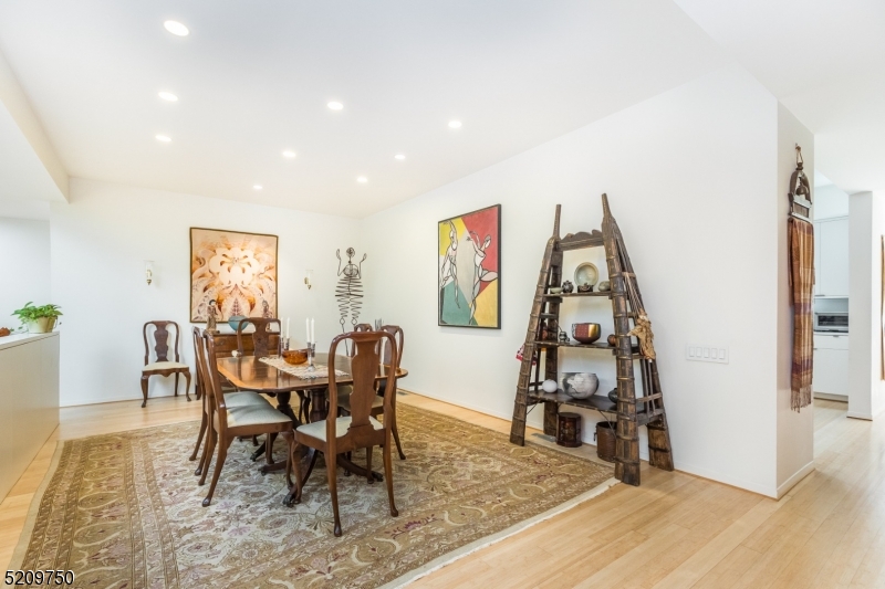 Llewellyn Park - Residential