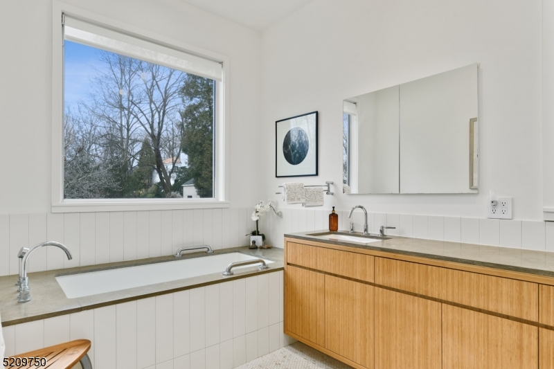 Llewellyn Park - Residential