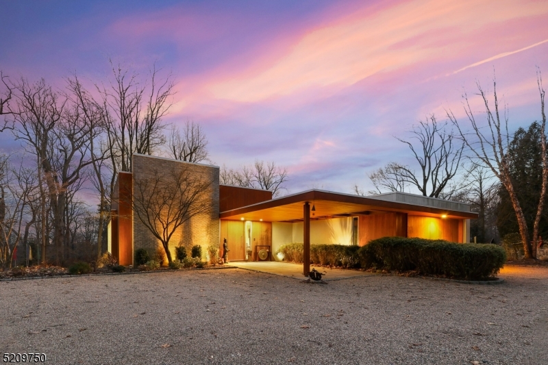 Llewellyn Park - Residential