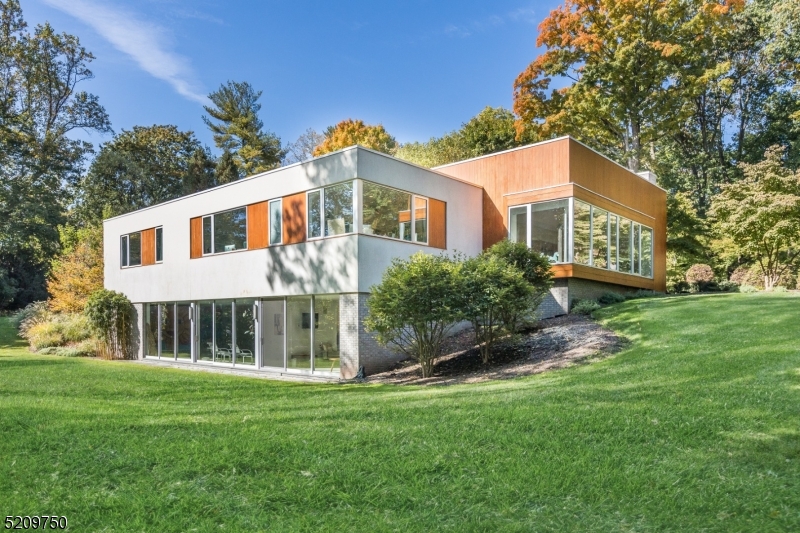 Llewellyn Park - Residential