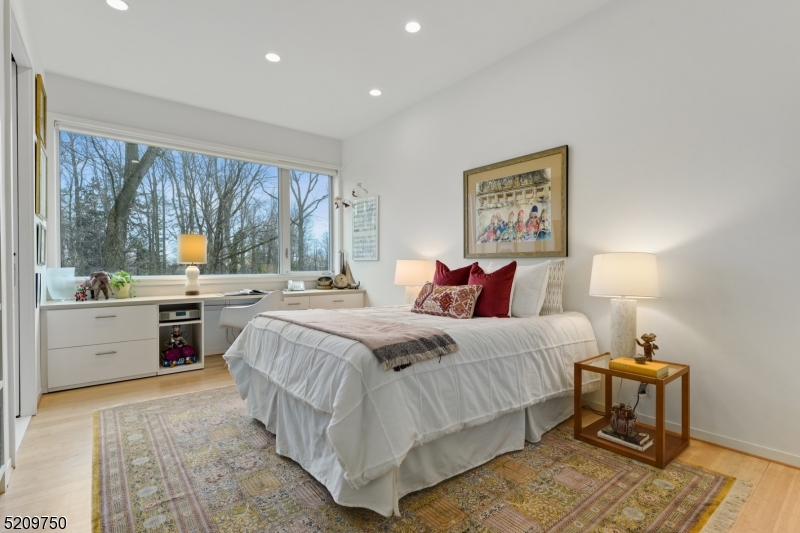 Llewellyn Park - Residential