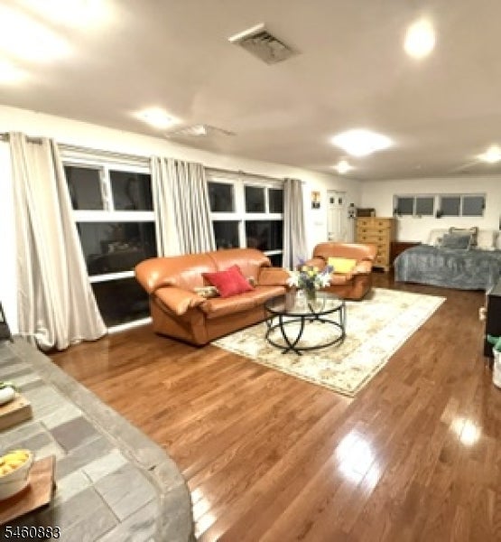 Photo 1 of 8 — 2 Lafayette Ave, Cliffside Park Boro, NJ 07010