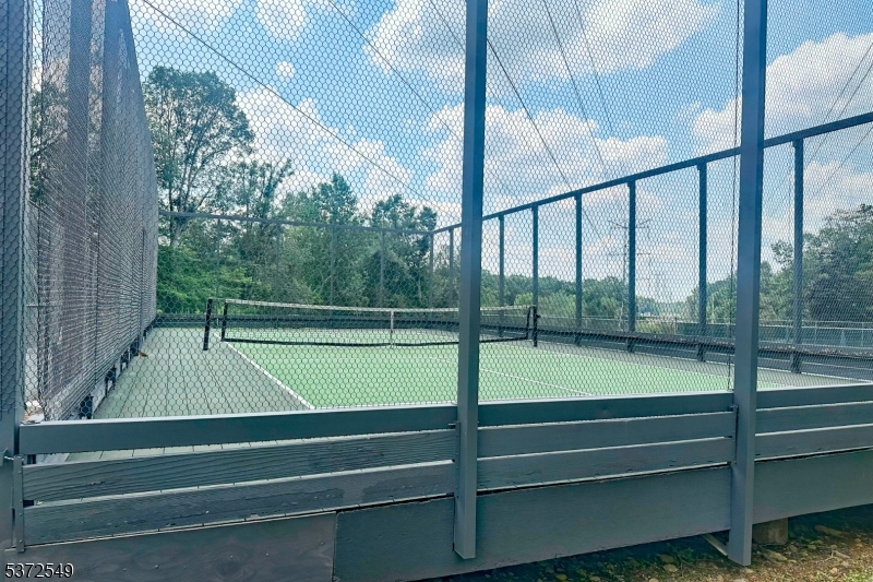 Sutton Woods - Residential