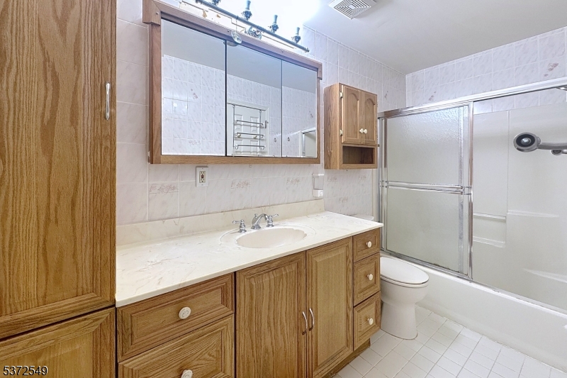 Sutton Woods - Residential