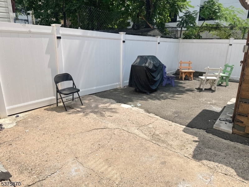 Sandy Hill - Residential Income