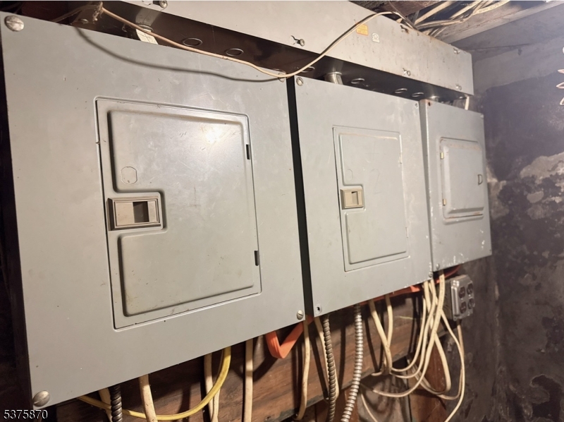 Sandy Hill - Residential Income