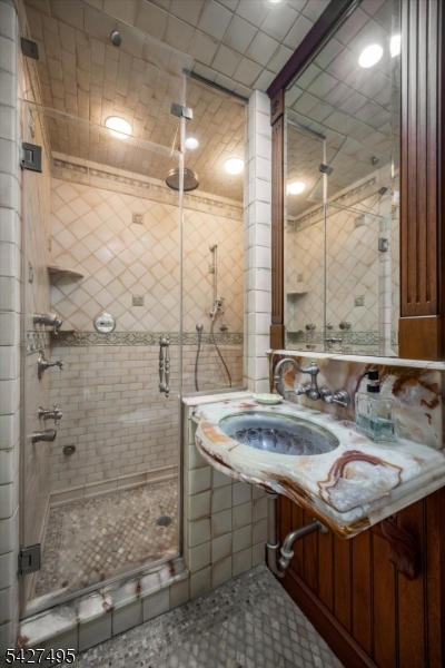 Bernardsville Mountain - Residential